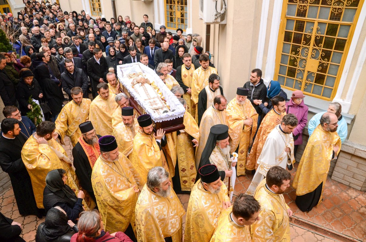 Un slujitor harnic şi milostiv al Bisericii noastre 62809