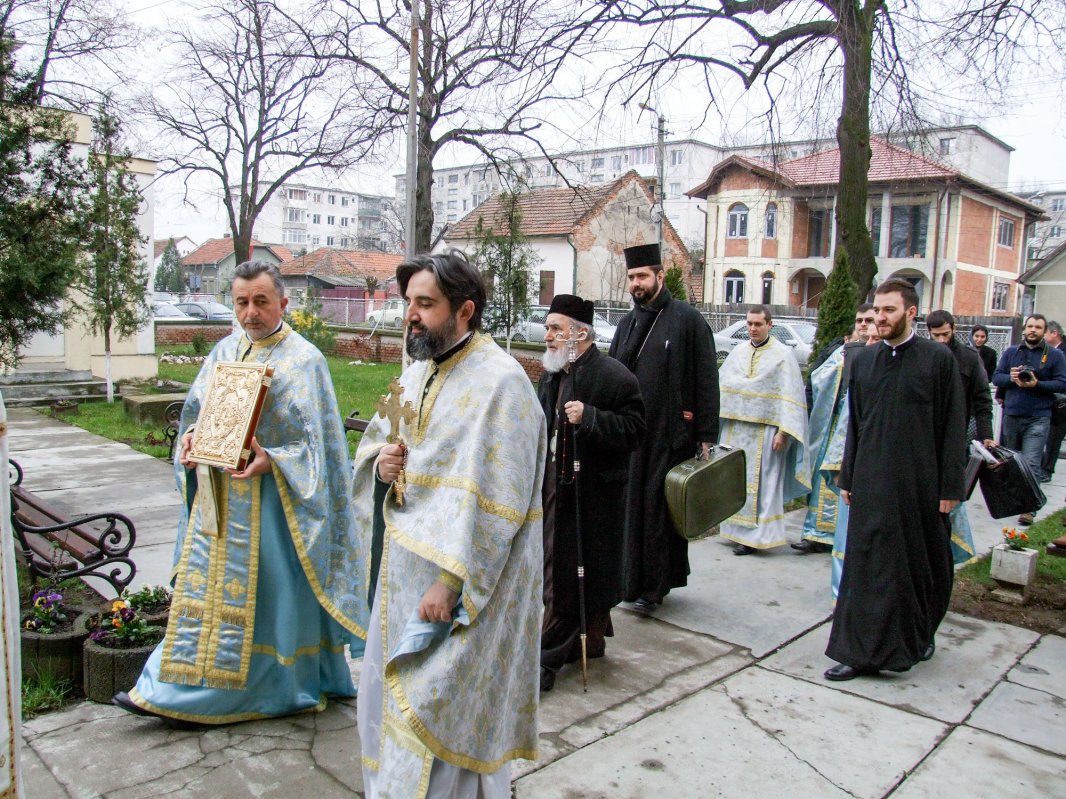 Binecuvântări arhierești pentru credincioșii bănățeni 62716
