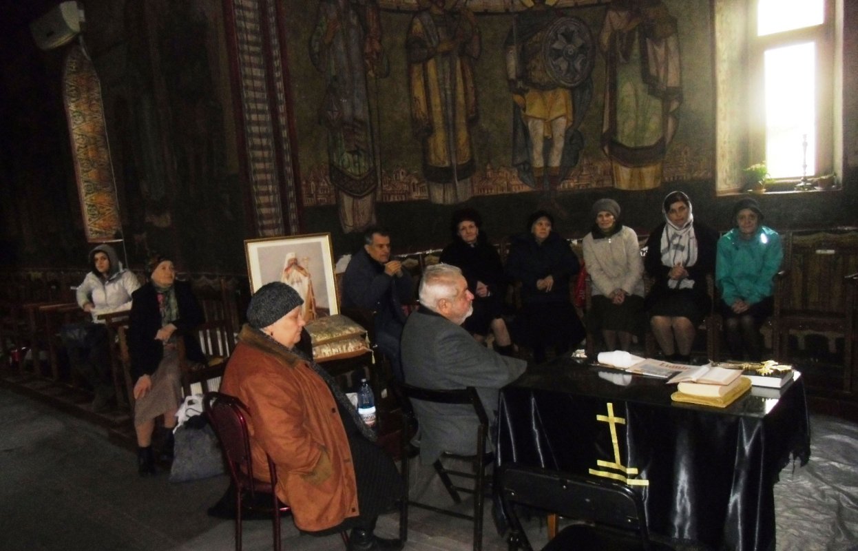 Activităţi în parohiile din Mitropolia Olteniei 62509