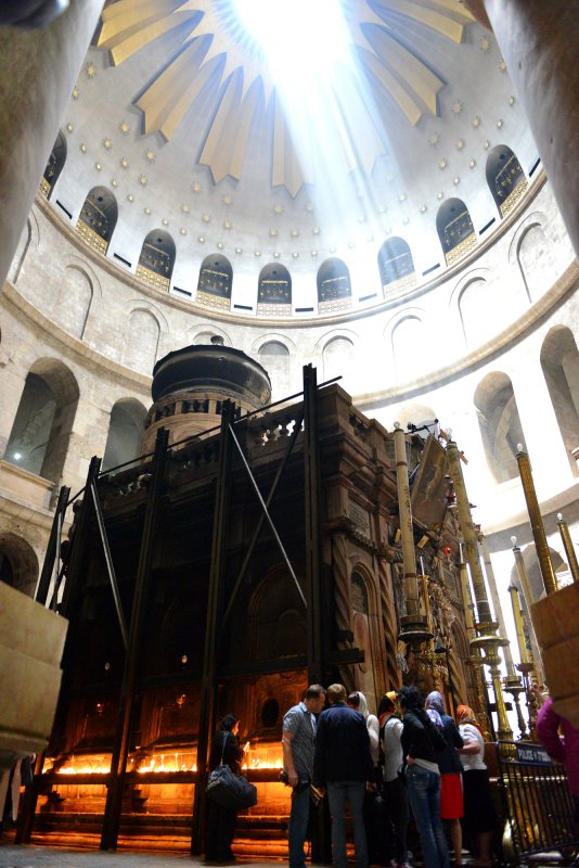 Înnoirea Cuvuclionului din Biserica Sfântului Mormânt 62529