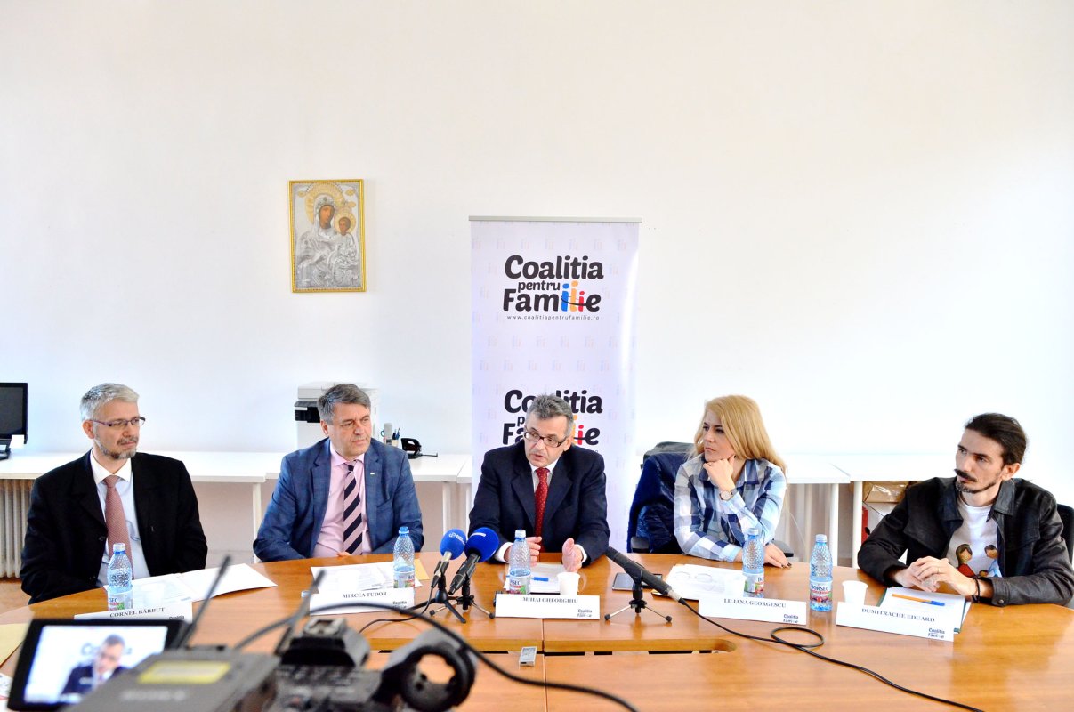 Premieră a solidarităţii societăţii civile creştine 62541