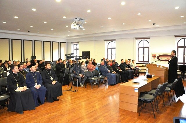 Pr. Ştefan Iloaie la Conferinţele „Glasul Bisericii în cetate” 62453