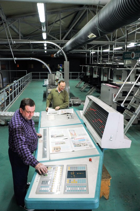 „Niciodată online-ul nu va substitui cartea” 62431