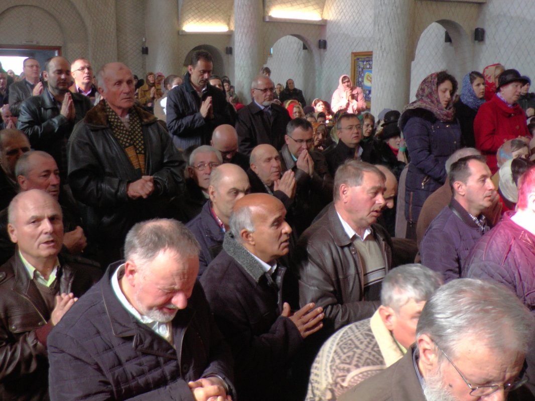 Hramul Bisericii „Sfânta Cruce“ din Suceava 62320