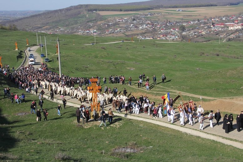 „Sfânta Cruce este semnul identităţii noastre“ 62323