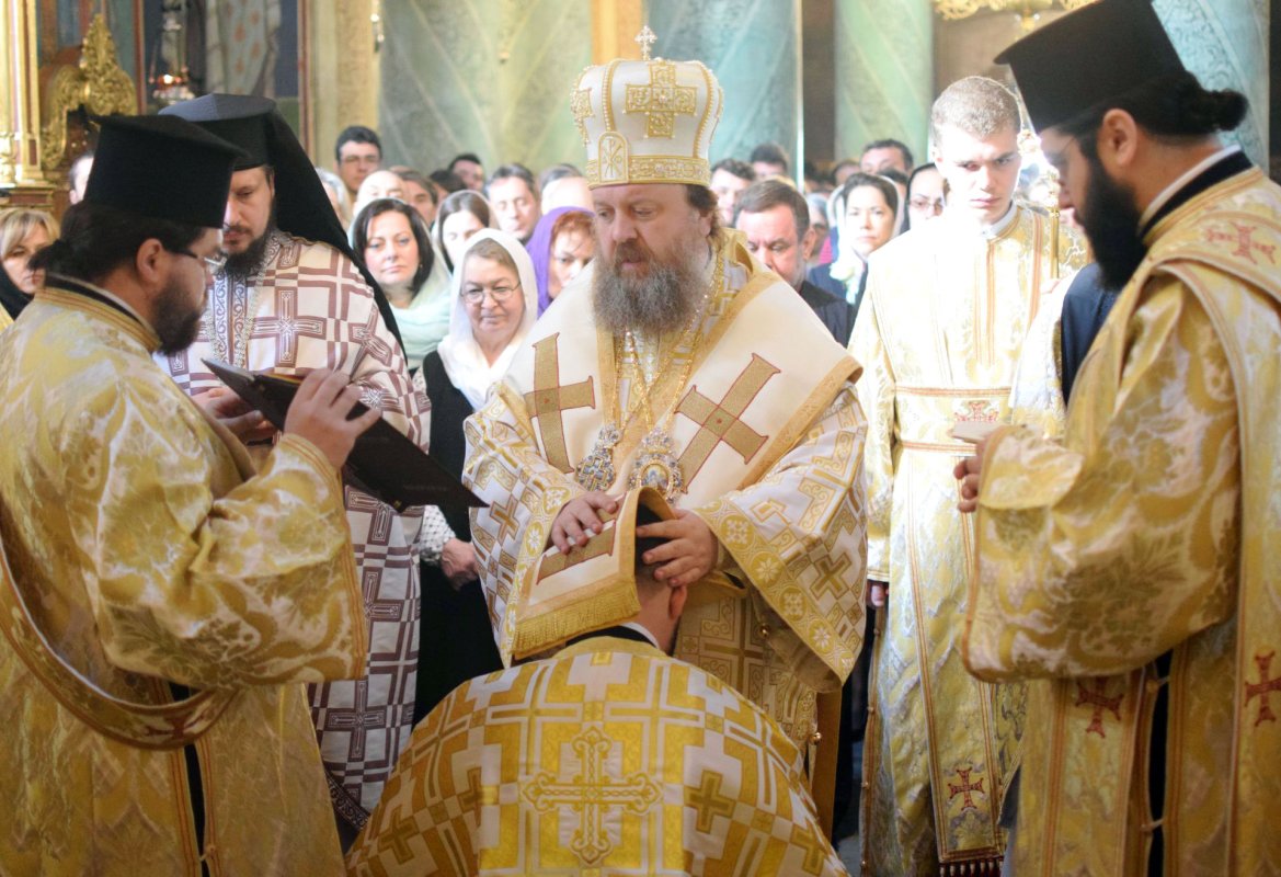 Slujiri arhierești în Capitală 62369