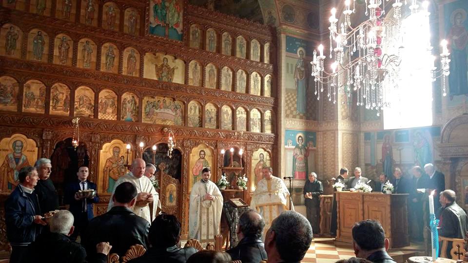 Instalări de noi preoţi în parohiile arădene 62294