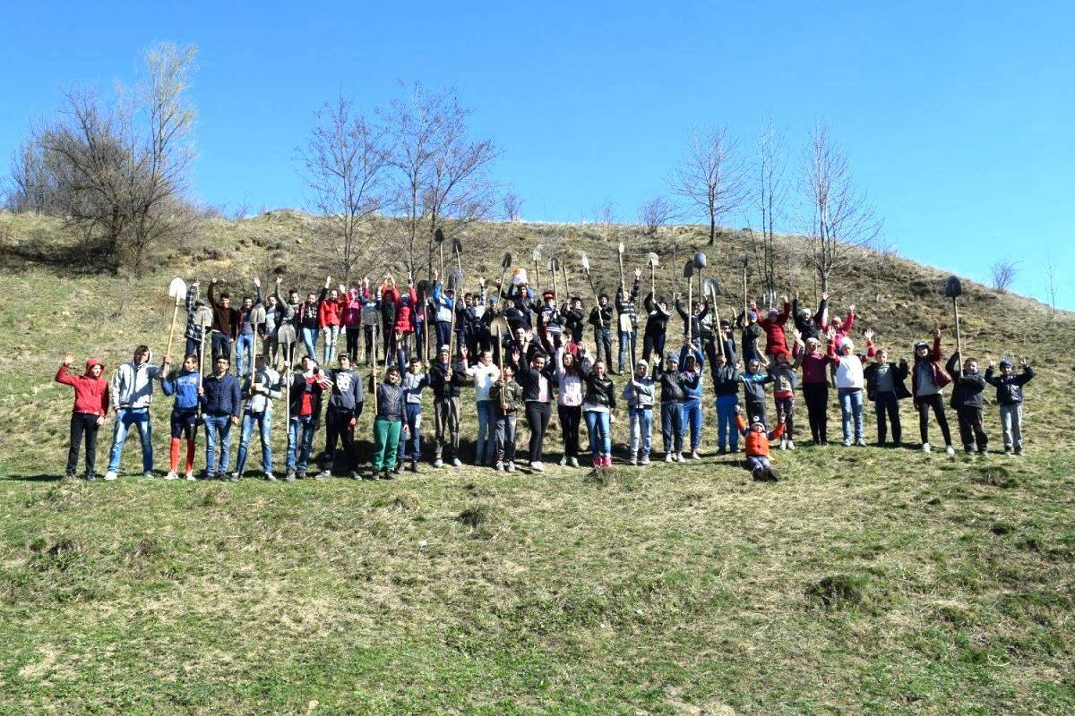 Voluntariat pentru un mediu mai curat 62270