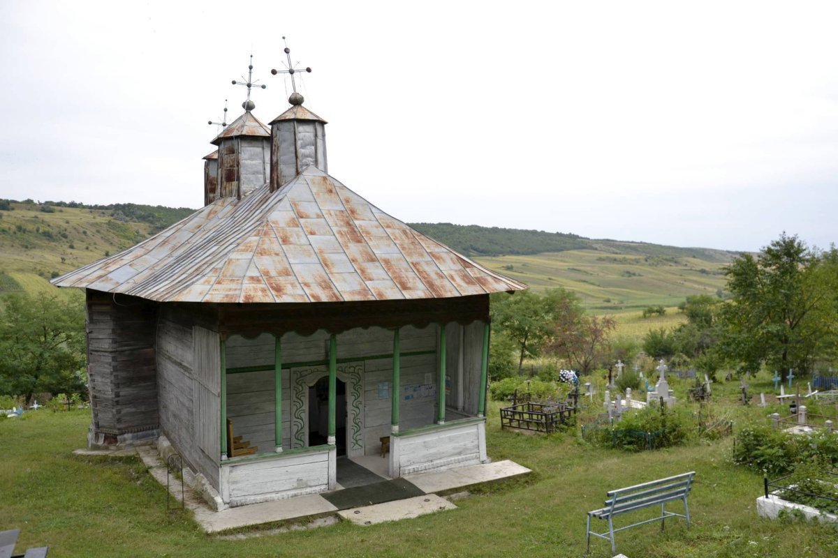 Schitul de la Căpușneni al boieroaicei Safta Bogdan 62254