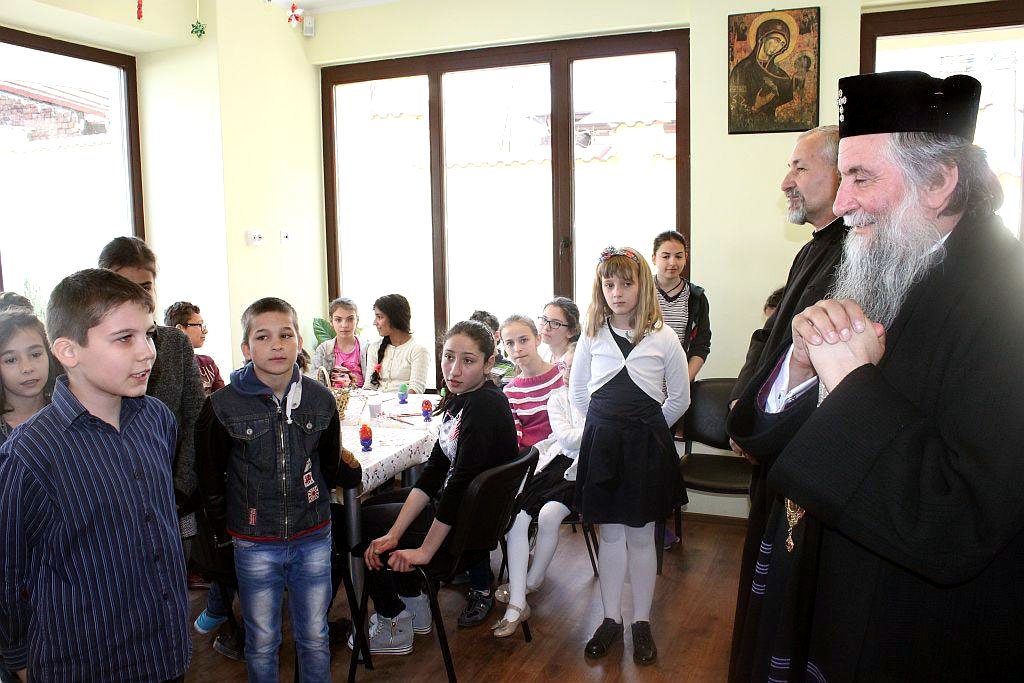 Acțiuni în folosul copiilor defavorizați 62049