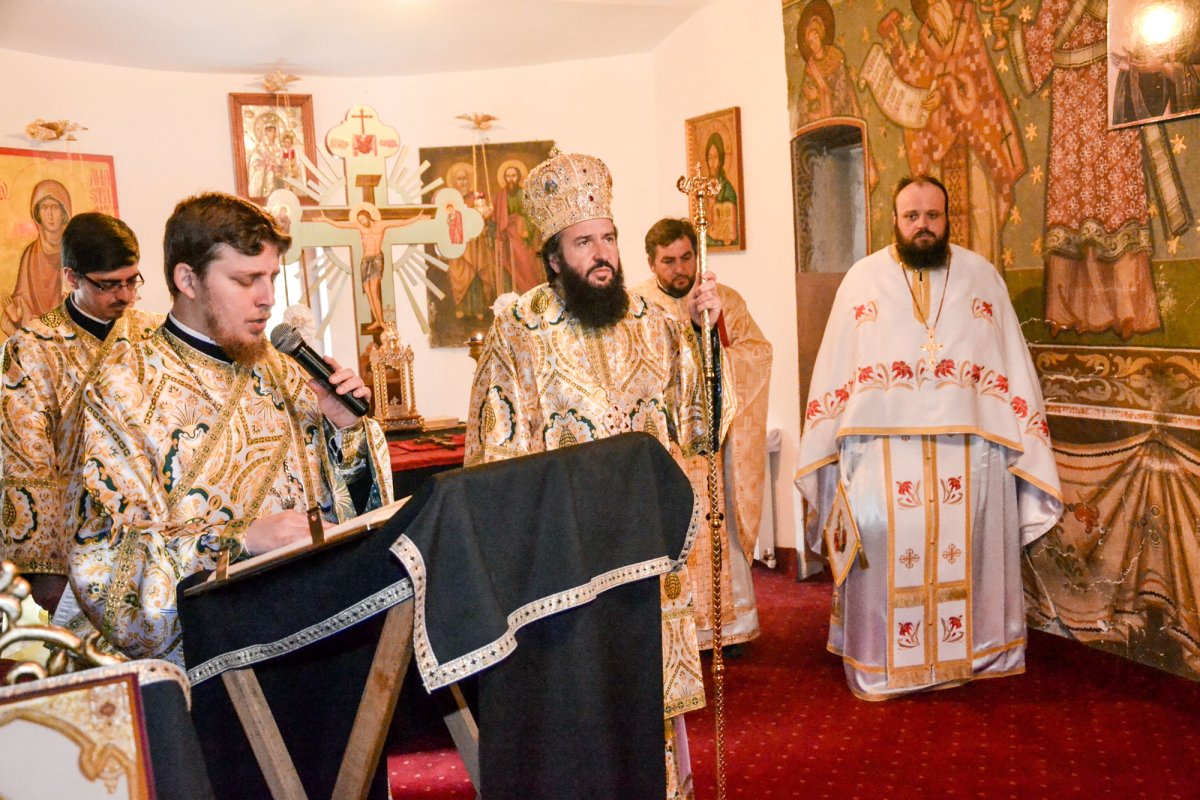 Slujiri arhierești în Mitropolia Banatului 61996