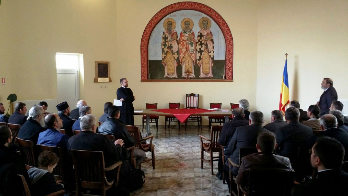 Conferinţe şi întâlniri ale preoţilor clujeni şi bistriţeni 61831