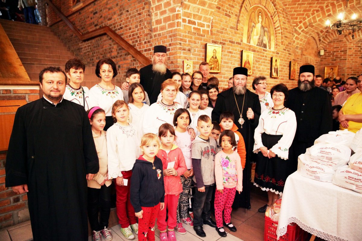 1250 de pachete pentru familii nevoiaşe din Baia Mare 61457