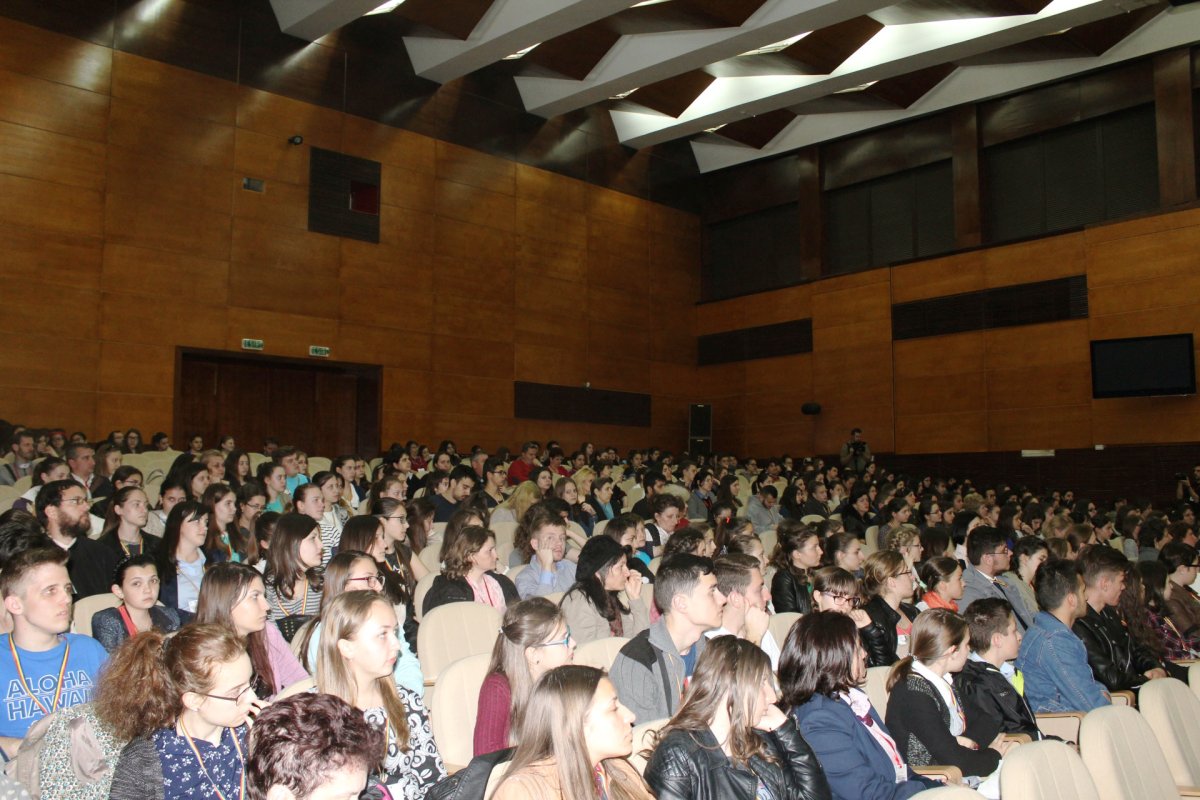 Elevii olimpici la religie, oaspeți ai Universității de Vest din Timișoara 61477