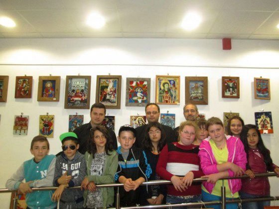 Icoane ale copiilor din Aţel, la Biblioteca ASTRA 61462