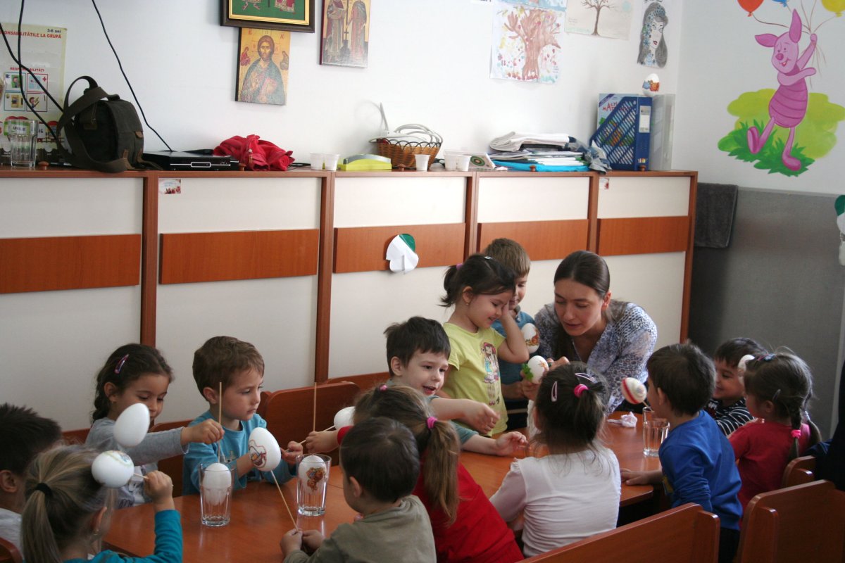 Culorile copilăriei creștine 61426