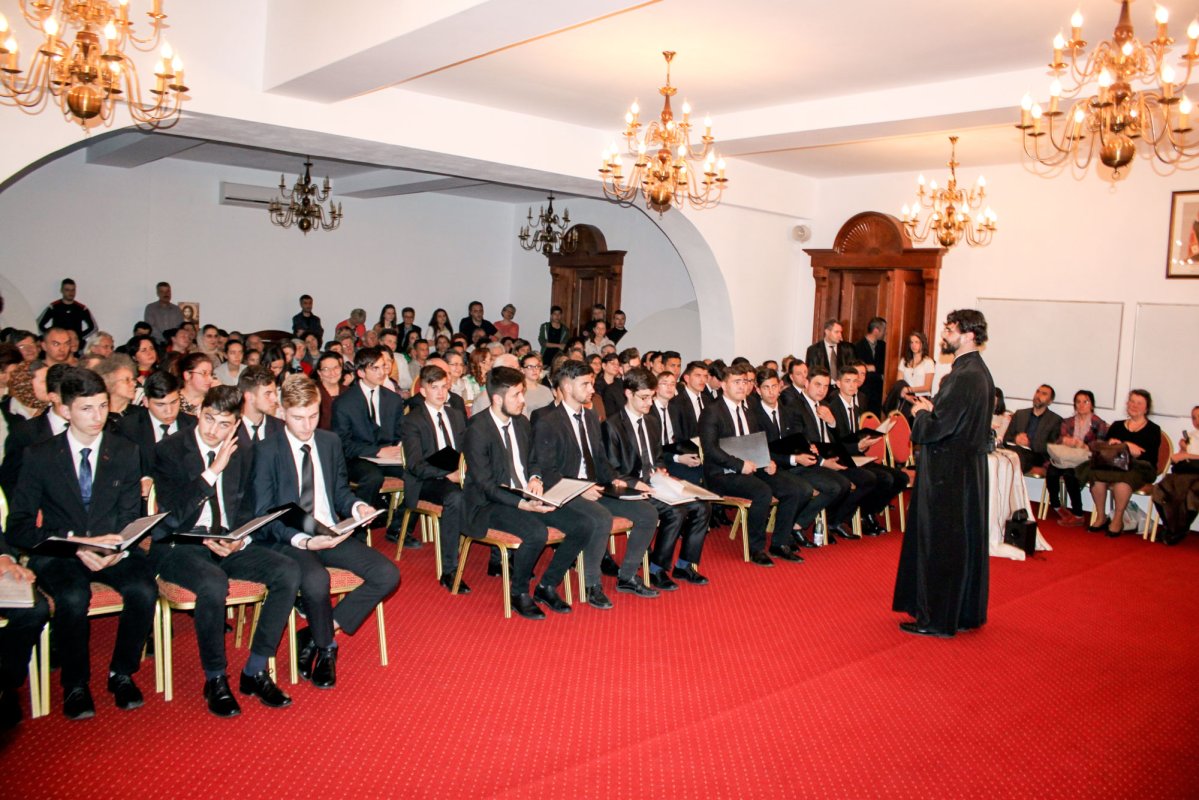 Conferinţă duhovnicească la Centrul eparhial din Râmnic 61314