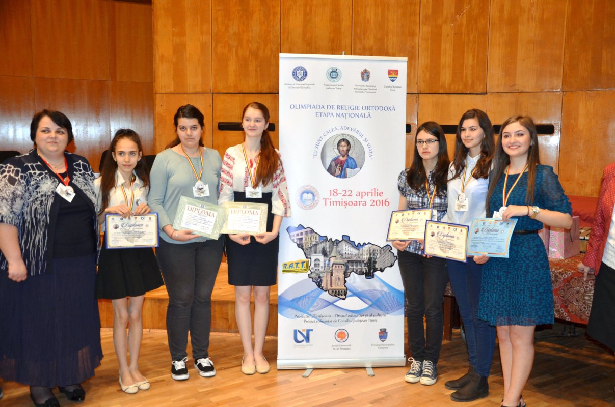 Festivitatea de premiere a elevilor olimpici la religie 61347