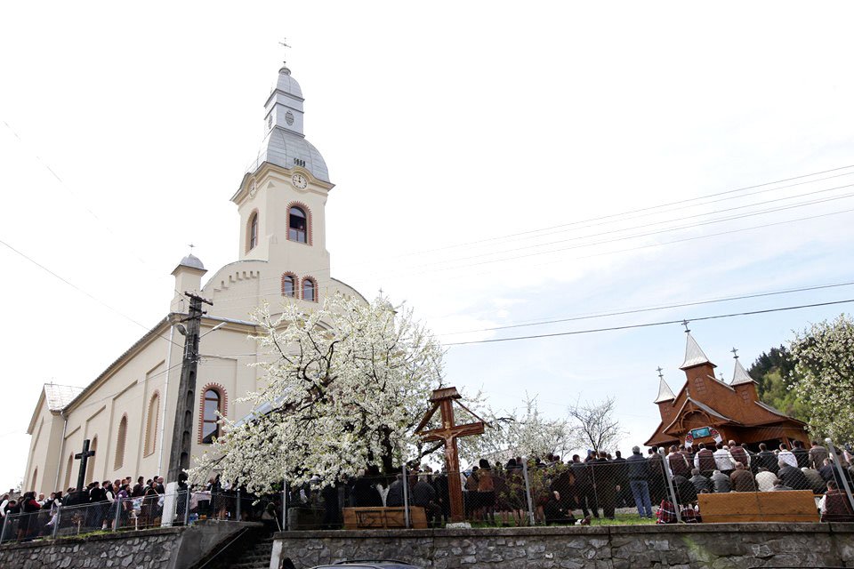 Filantropie printre maramureșeni 61350