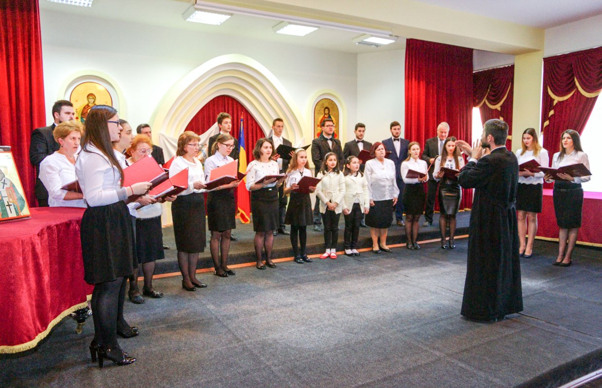 Spectacol coral prepascal la Caransebeș și Reșița 61319