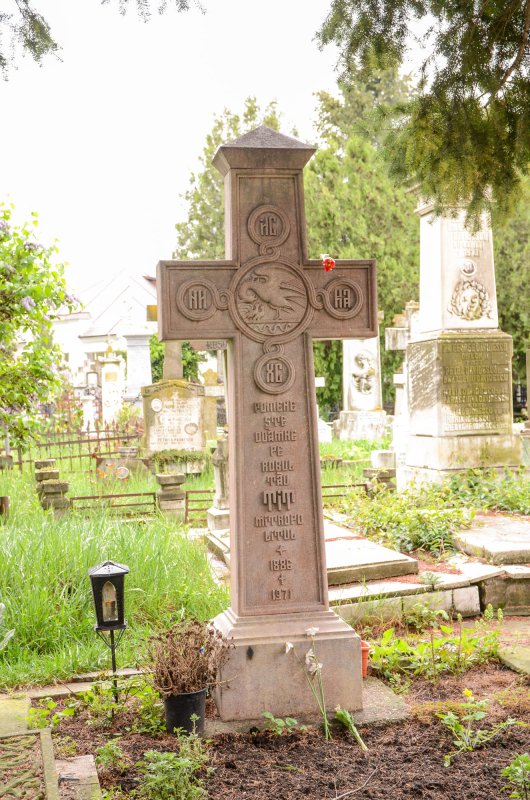 Istorie și veșnicie printre mormintele Cernicăi 61280