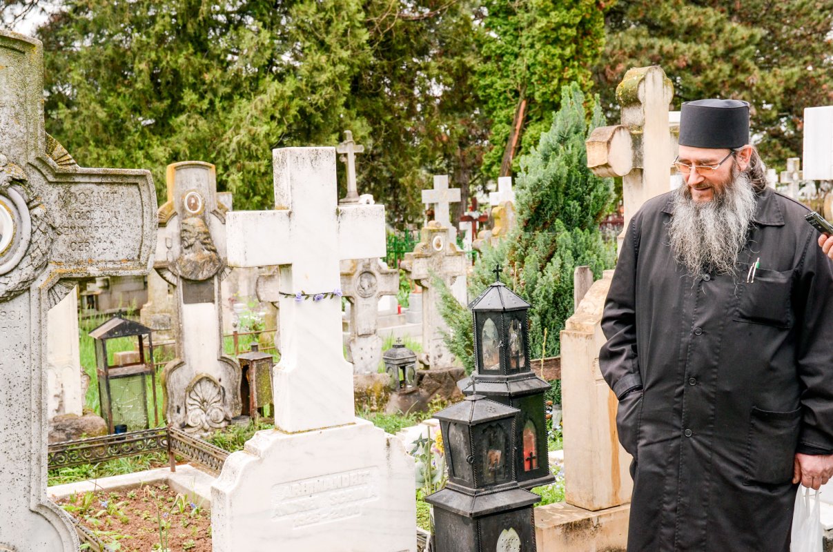 Istorie și veșnicie printre mormintele Cernicăi 61288