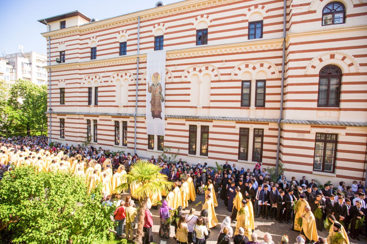 Rugăciune adusă lui Dumnezeu cu stâlpări și ramuri verzi 61238