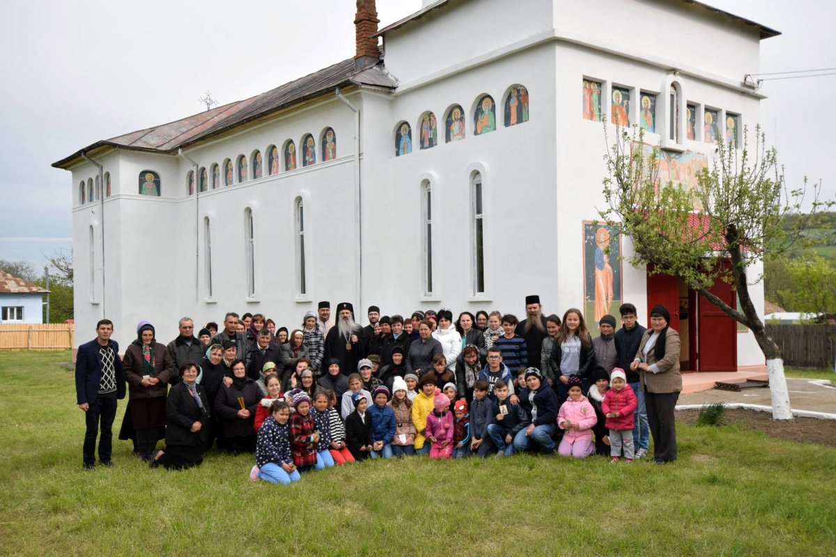 Denia din Miercurea Mare în Parohia „Sfinţii Voievozi“ din Podolenii de Sus 60946