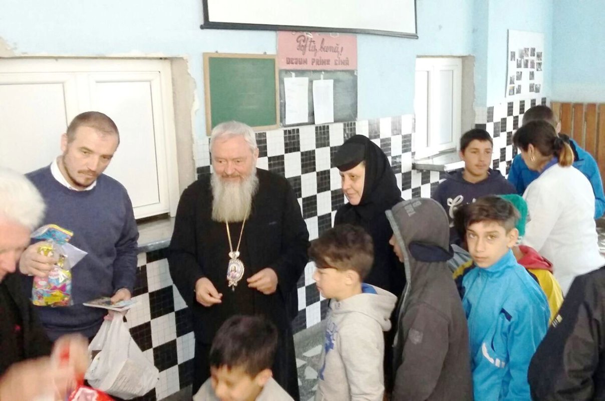 IPS Mitropolit Andrei, în vizită la Ilişua, Bistriţa Năsăud 60966