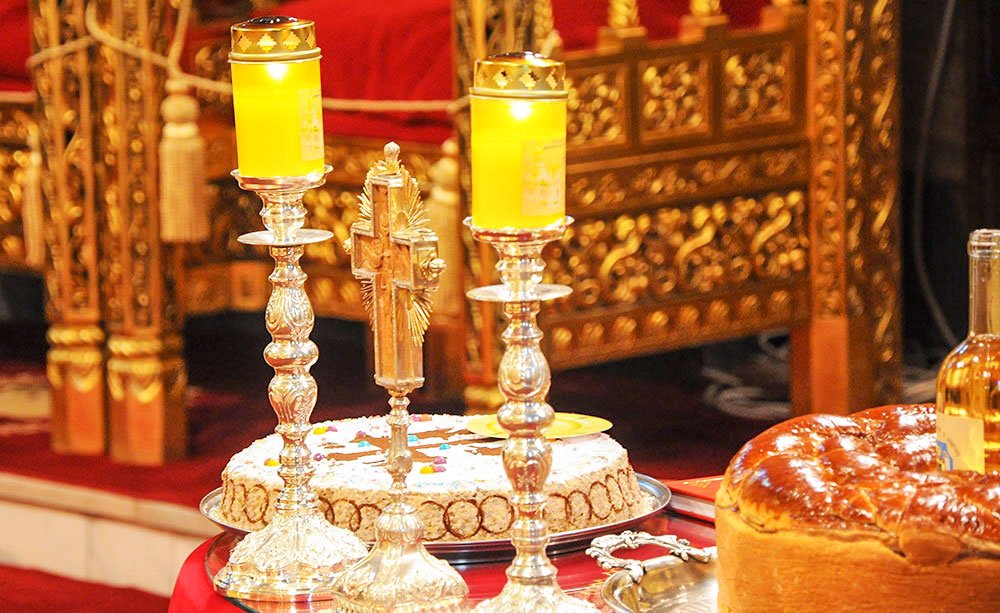 Slujbă de pomenire la şase luni pentru victimele de la Clubul Colectiv, în 9 mai 2016, ora 12:00 60985