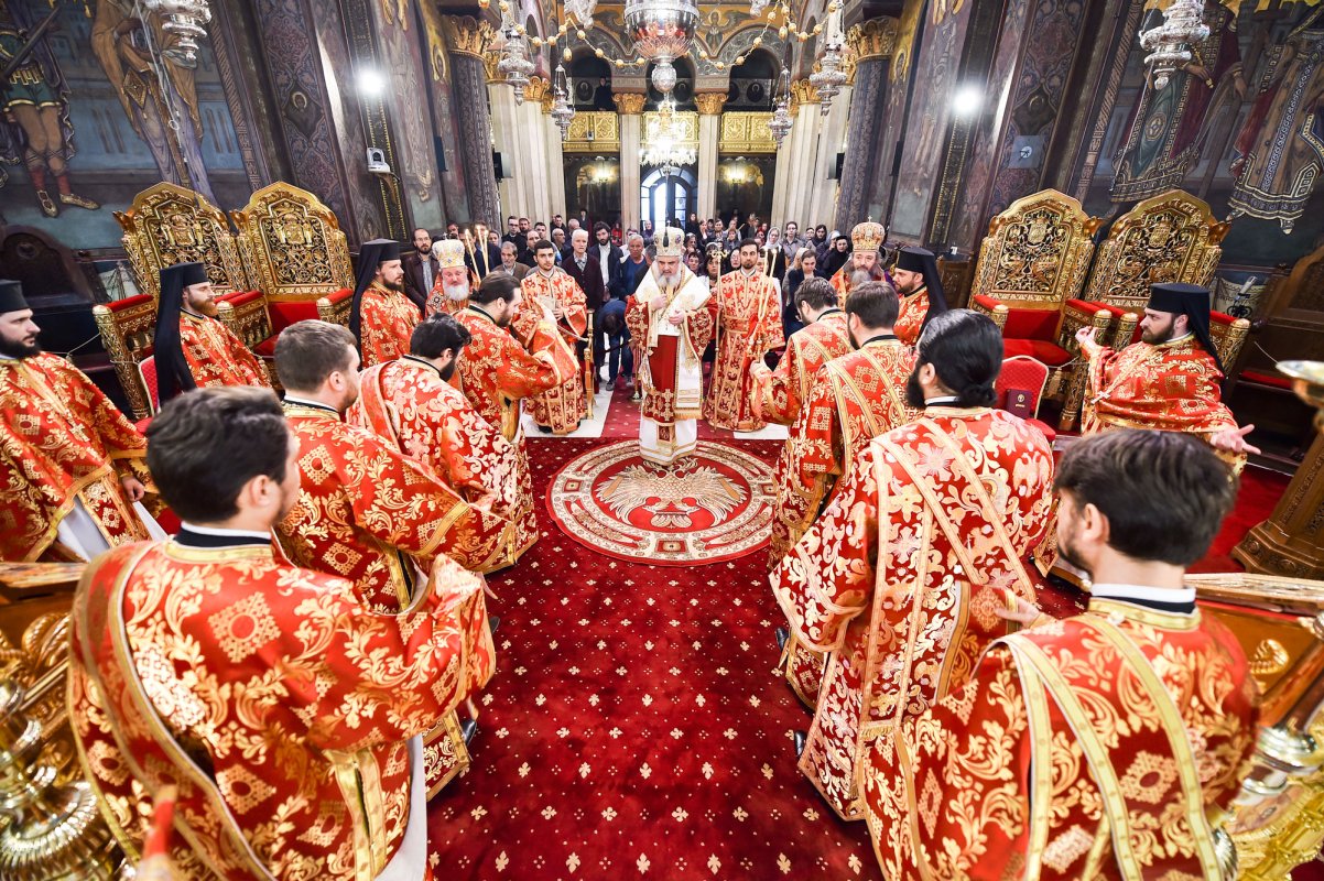 Prăznuirea instituirii Euharistiei la Cina cea de Taină 60913