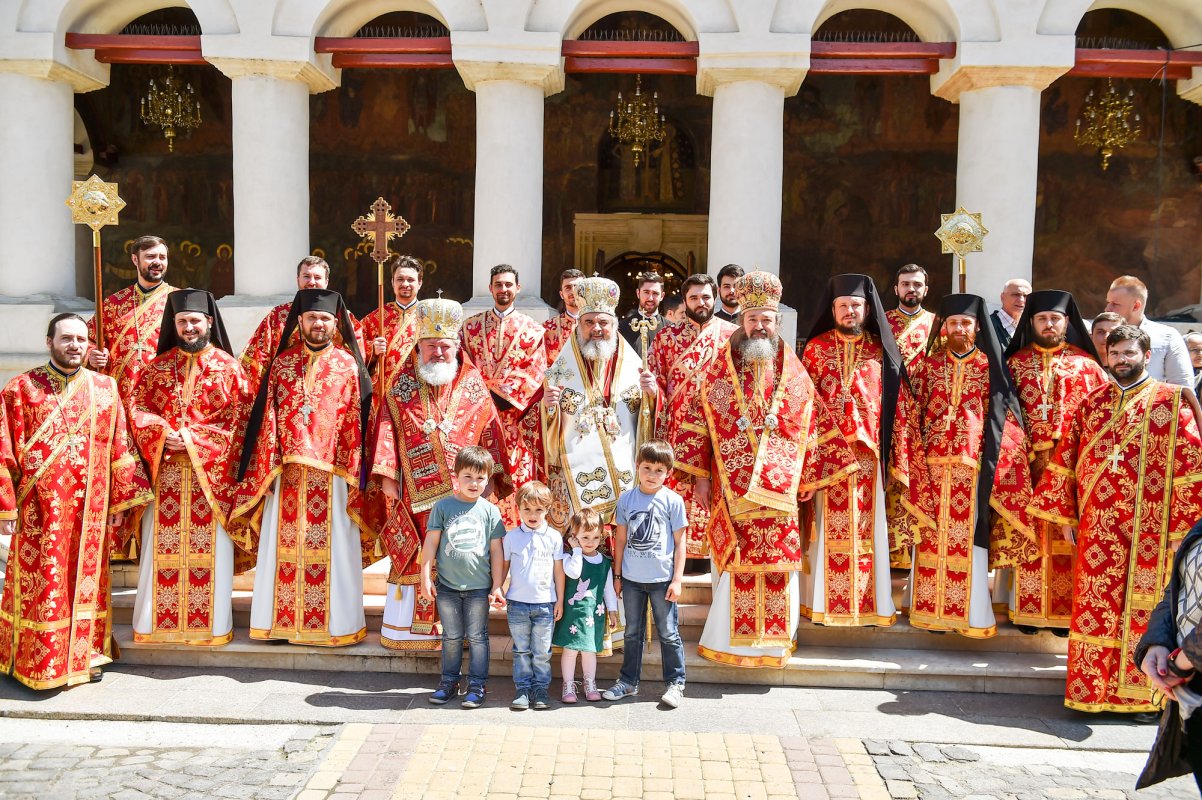 Prăznuirea instituirii Euharistiei la Cina cea de Taină 60915