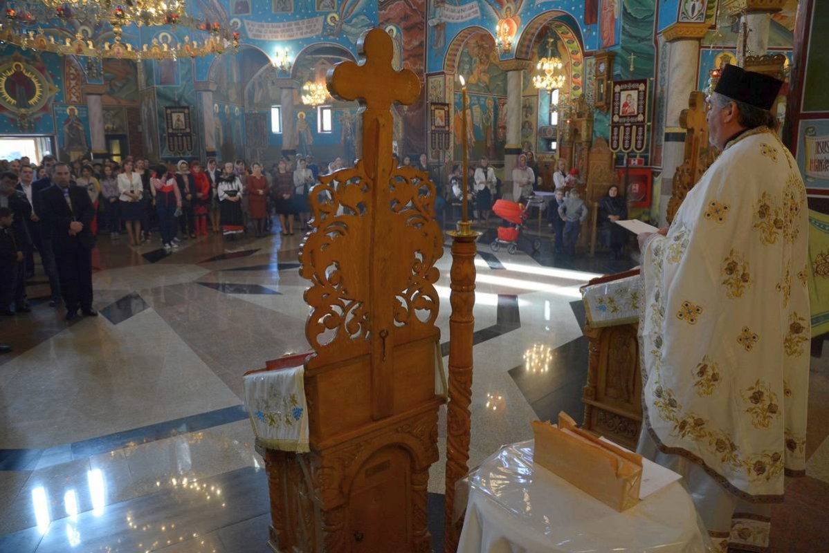 Recunoştinţă pentru lucrarea filantropică 60838