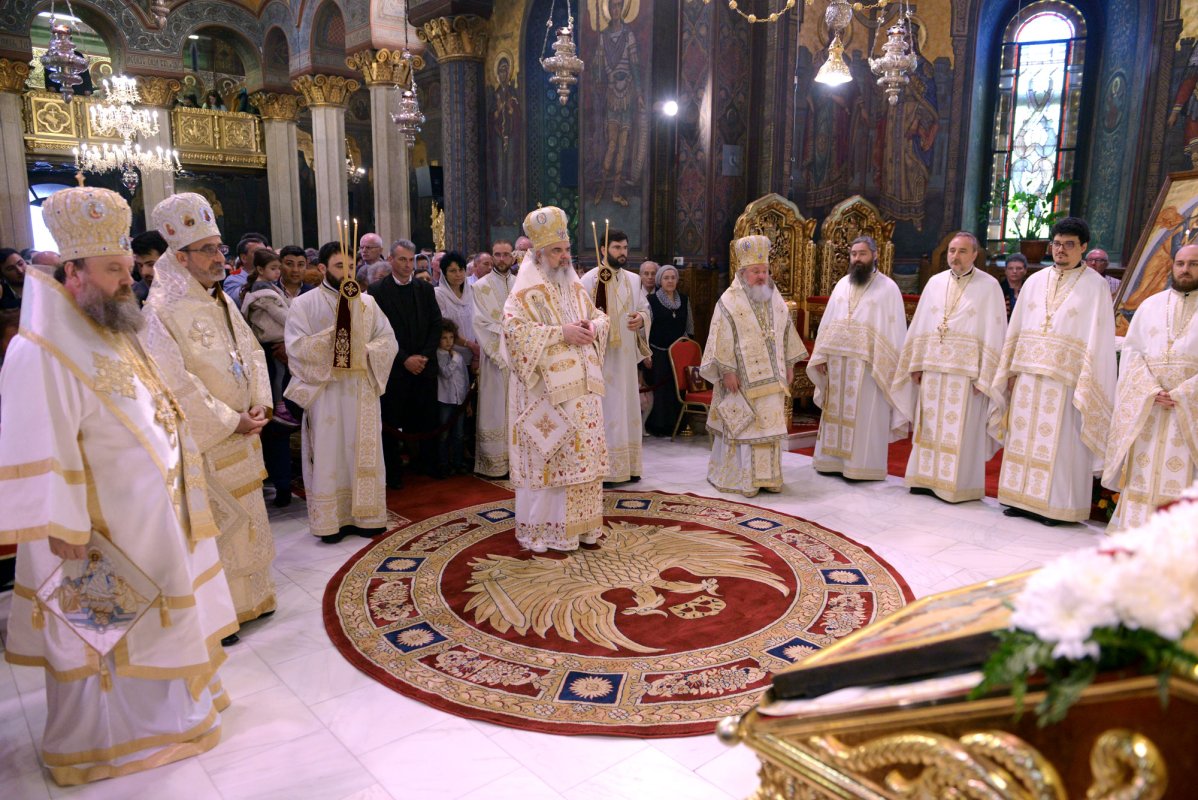 Vecernia Învierii Domnului la Catedrala Patriarhală 60876