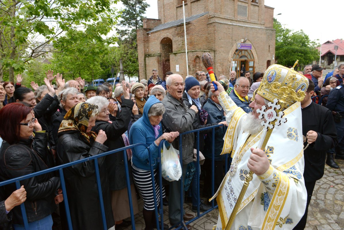 Măicuța noastră, izvor de tămăduiri 60669