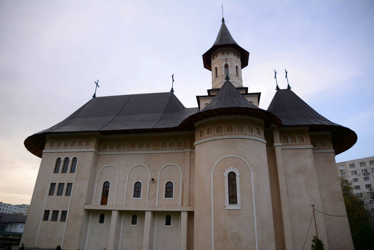 Sărbătoarea Sfântului Toma în două parohii ieşene 60627