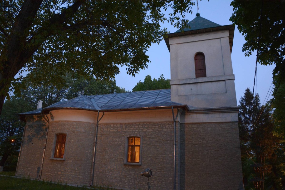 Sărbătoarea Sfântului Toma în două parohii ieşene 60629