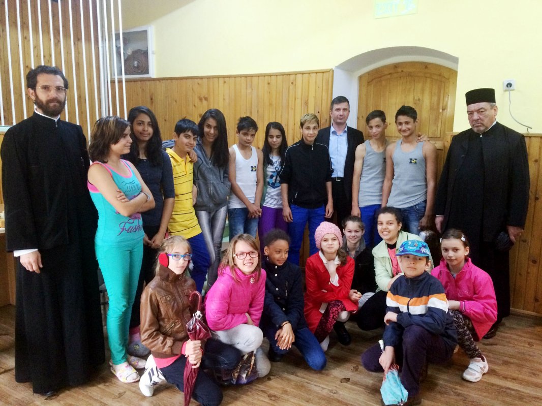 Activităţi filantropice şi artistice la Cisnădie 60417