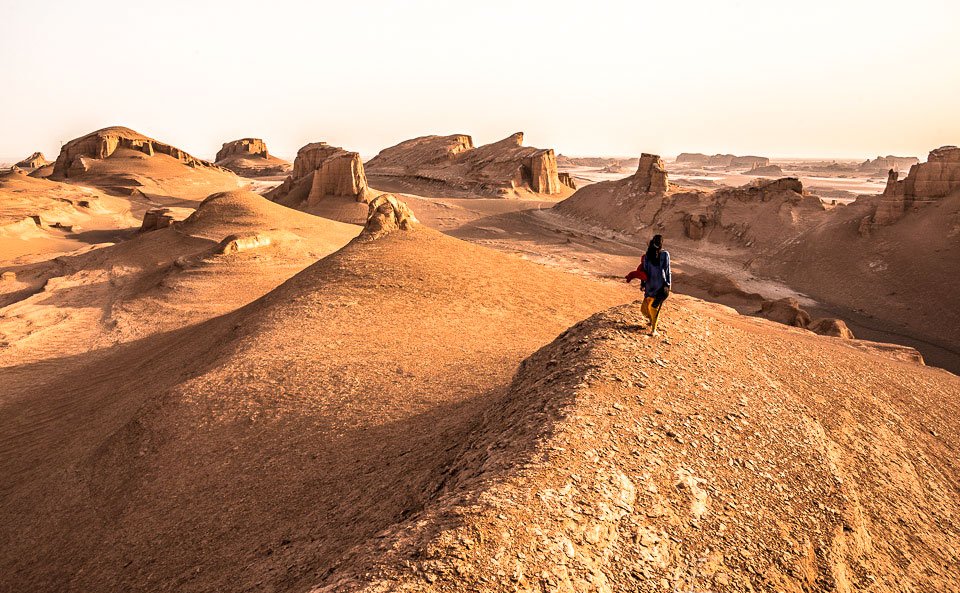 Cu urechile pline de ceartă 60458