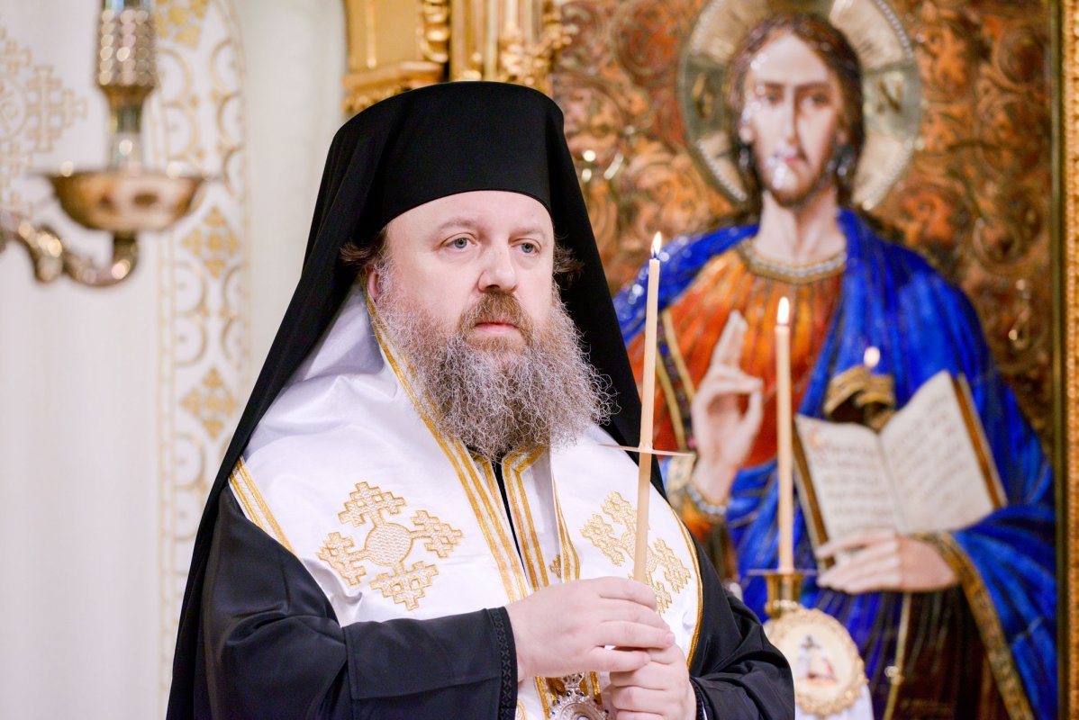 Parastas pentru regii Carol I şi Ferdinand 60450