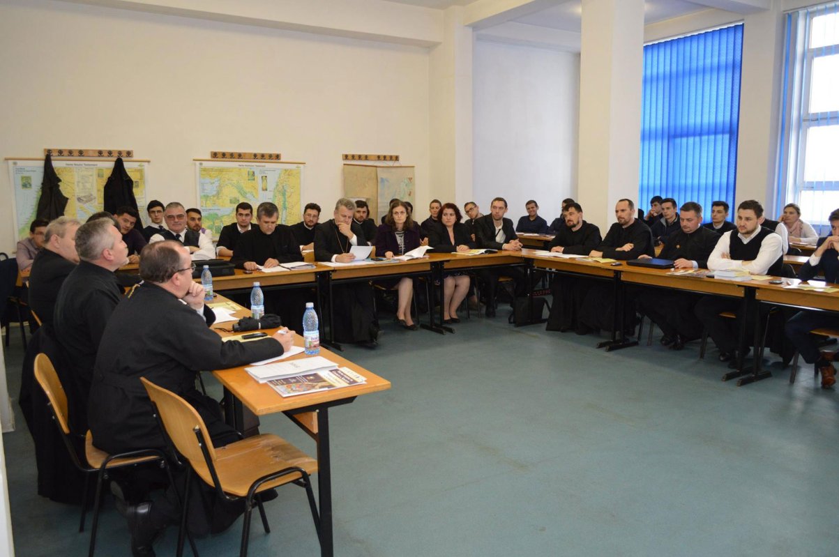 Simpozion internaţional de teologie la Alba Iulia 60411