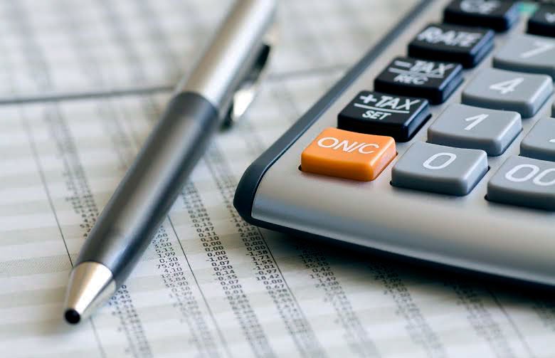 Facilităţi fiscale pentru firmele care angajează absolvenţi 60397