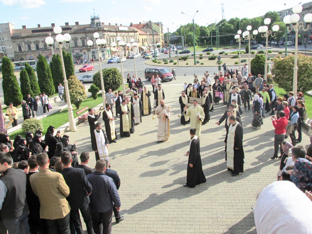 Moaștele Sfântului Ierarh Nicolae la Arad 60298