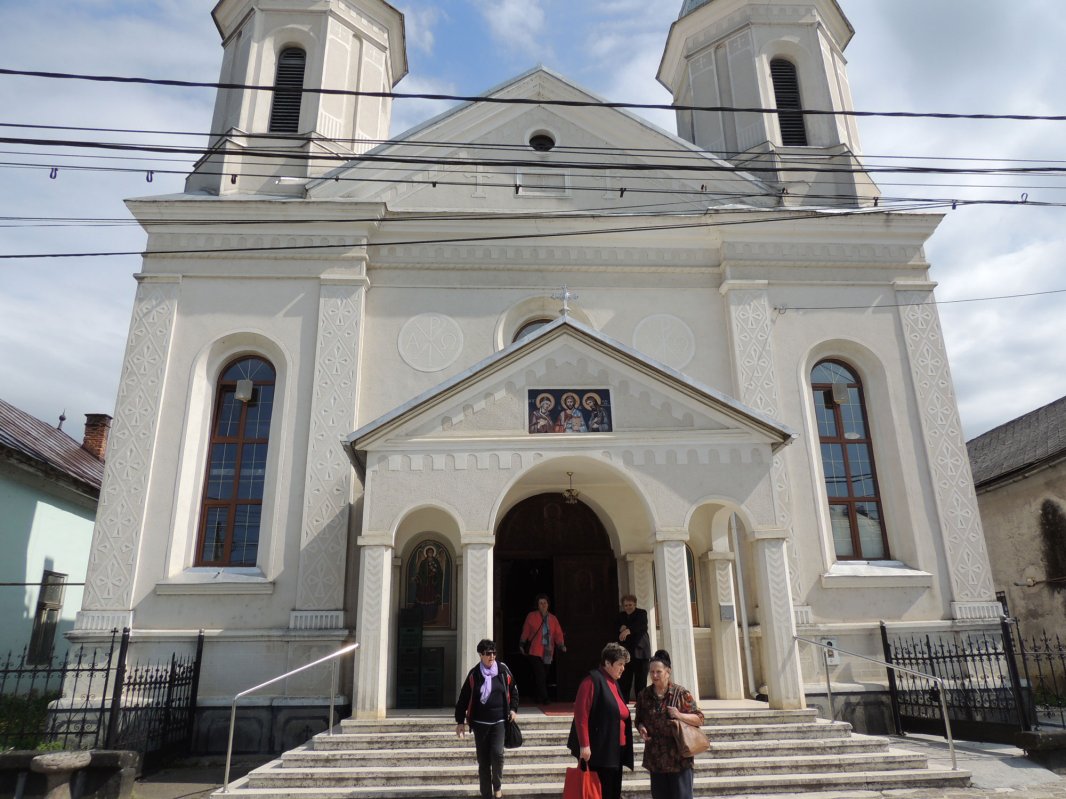 Pelerini clujeni la mănăstirile din Ţara Lăpuşului 60281