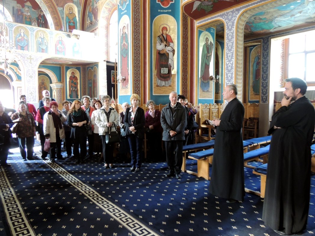 Pelerini clujeni la mănăstirile din Ţara Lăpuşului 60285