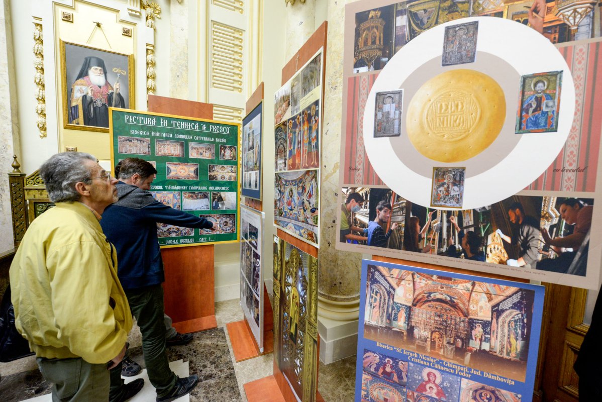 Pictorii bisericeşti, misionari ai bucuriei Învierii 60326