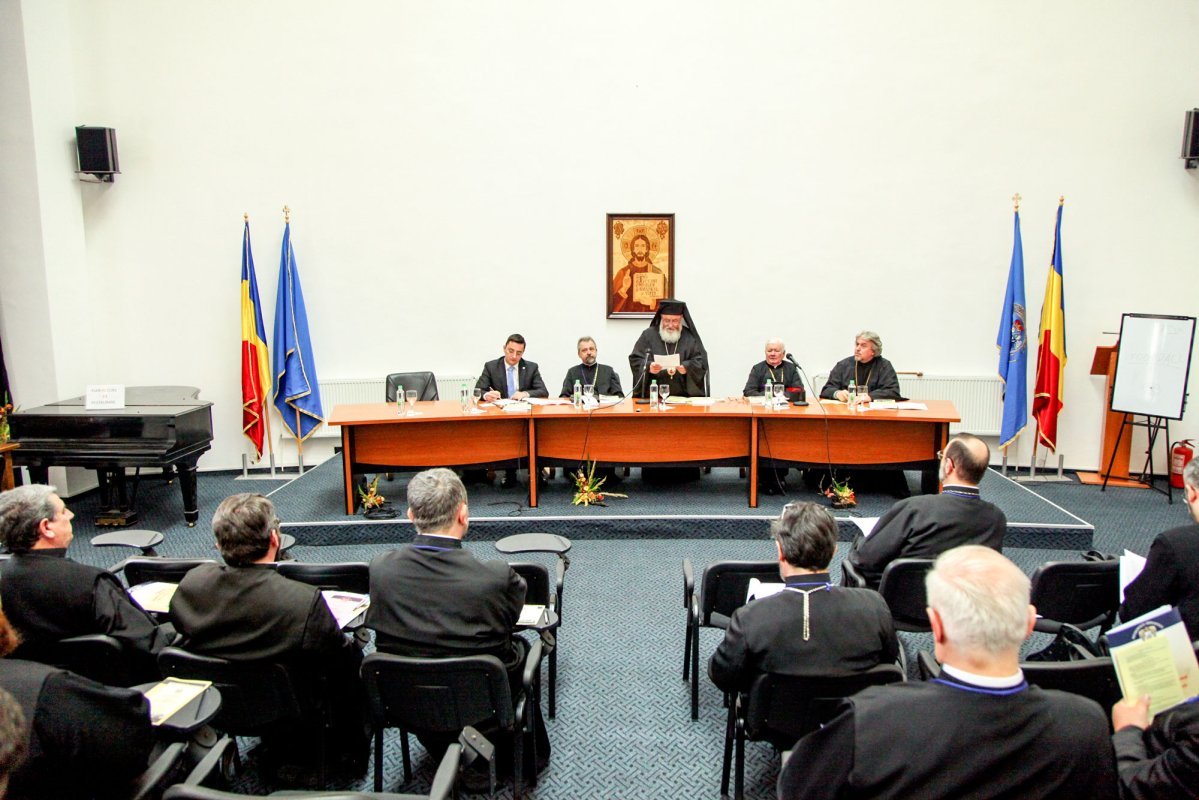 Simpozion naţional despre tiparul bisericesc 60330