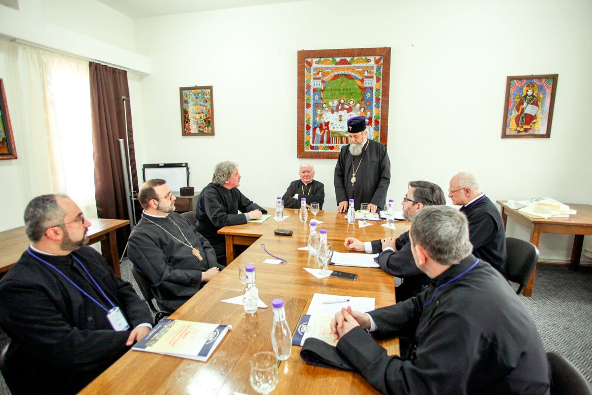 Simpozion naţional despre tiparul bisericesc 60334