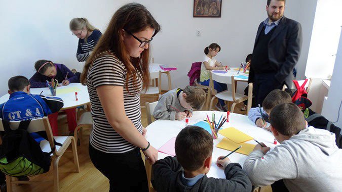 Sprijin pentru copii defavorizaţi, la Gherla 60290