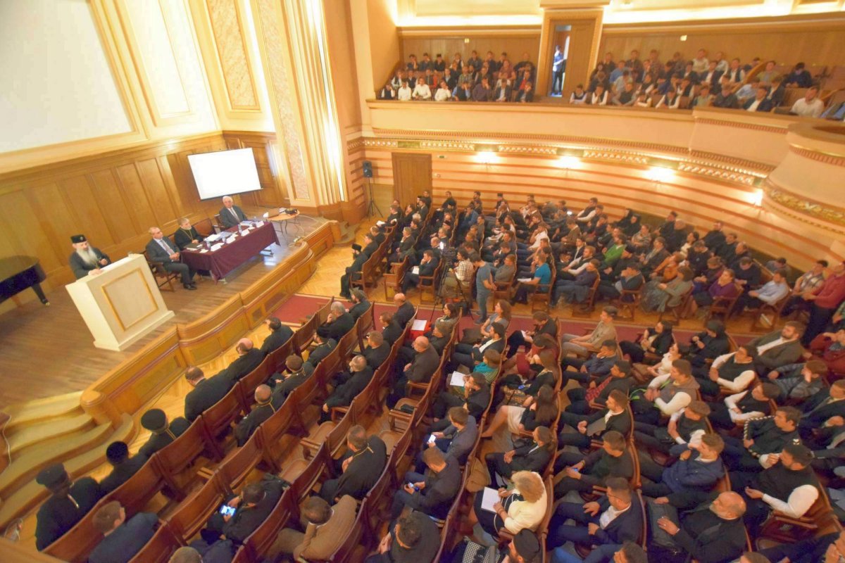 „Un model de educaţie integral presupune un raport de cooperare între Familie, Şcoală şi Biserică“ 60268